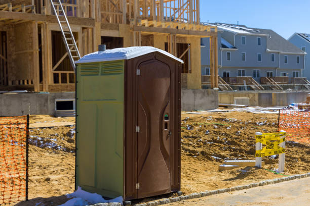 Best Standard Portable Toilet Rental in Van Buren, MO